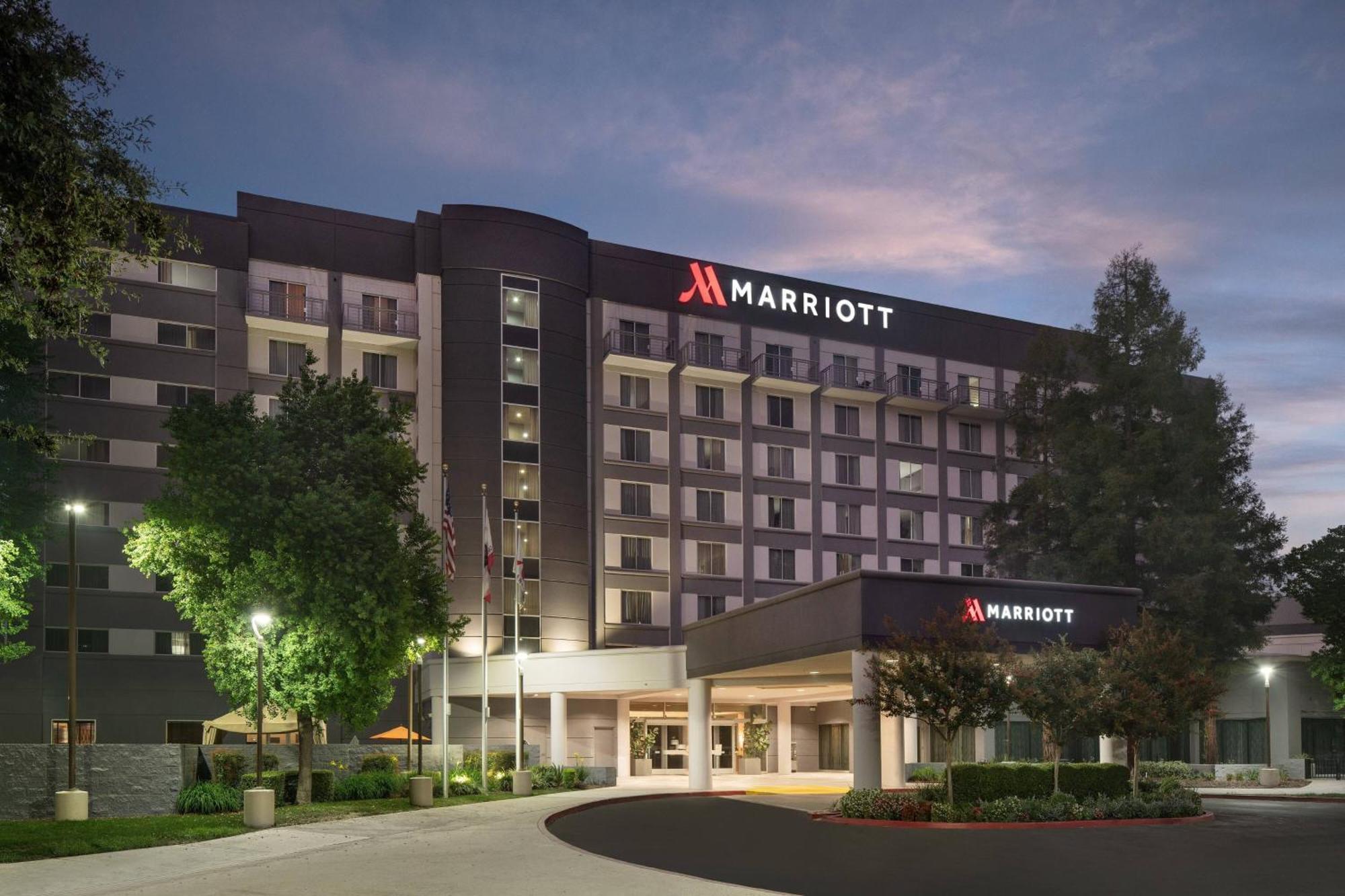 Visalia Marriott At The Convention Center Otel Dış mekan fotoğraf